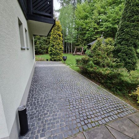 Villa Falsztyn Holiday Home ภายนอก รูปภาพ